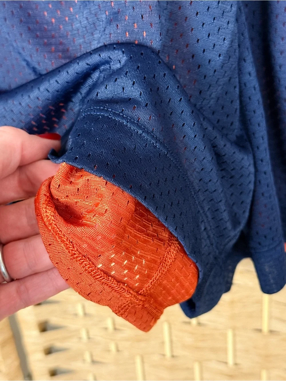 NWT Lululemon Double-Layered Mesh Mid-Rise Shorts XS